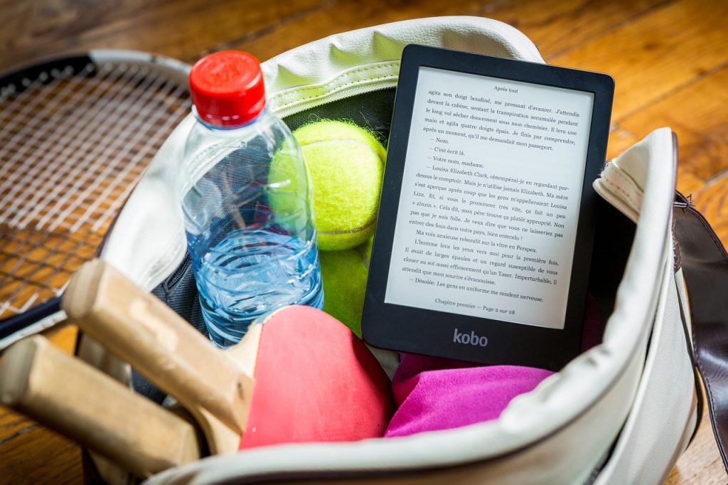 What Should You Have in Your Tennis Bag?